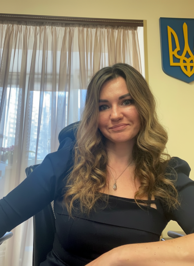 Приватний нотаріус Київ — Смолянінова Олена